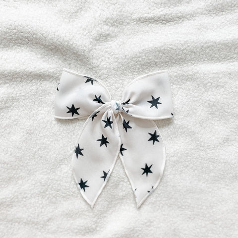 Minimal Stars | Medium Fairytale